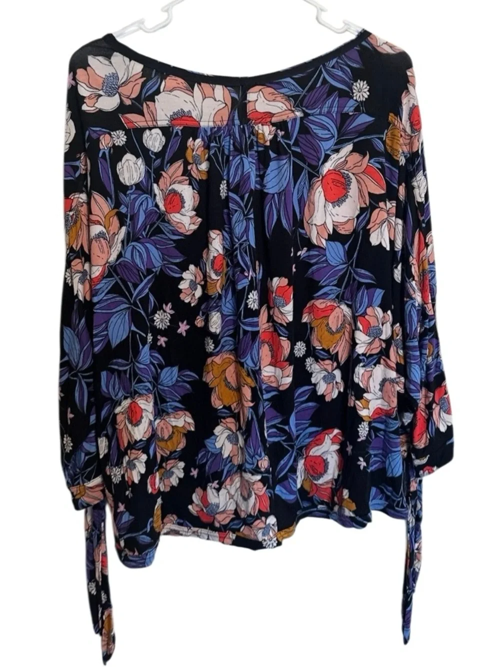 Free People Keepin On Boho Tee Floral Patterned Top Size LARGE OB749067